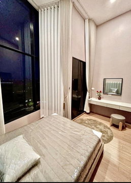 Knightsbridge space sukhumvit rama 4  ขนาด 40 ตร.ม ชั้น 10  2 ห้องนอน 1 ห้องน้ำ  ห้องมุม ปลอดโปร่ง วิวสวย