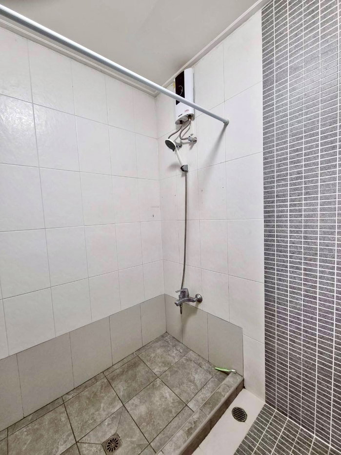 picture Corner 4-Storey Townhome for Sale Sukhumvit 71 (Pridi Banomyong) Soi Phatthanawet | Spacious Layout | Prime Central Location. Suitable for investment. - 44/45
