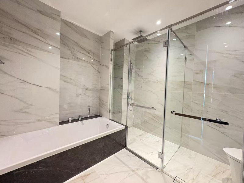 รูป 🔥 Available Now🔥 Supalai Icon Sathorn 2B2B 92sqm. 100K/Month - รูปที่ 9/14