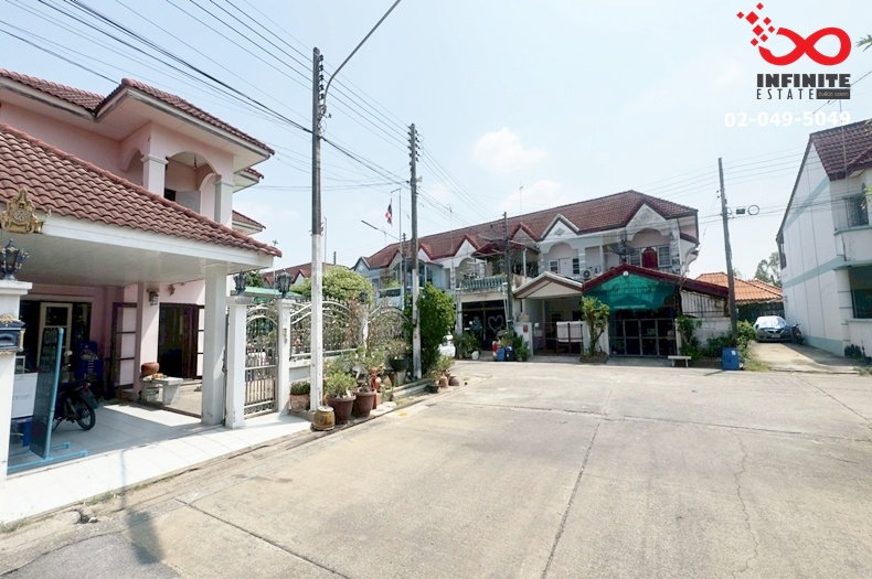 รูป ขายบ้านแฝด 2 ชั้น บ้านธนารมณ์ (ธนาริน) ถนนหทัยราษฎร์ - สายไหม ลำลูกกา - รูปที่ 3/9