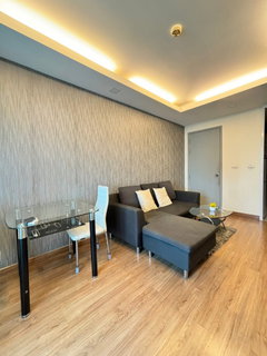 รูปภาพ Thru                            Thonglor 