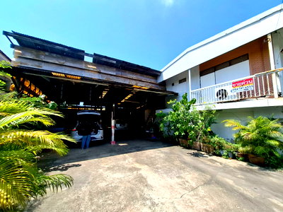 ขายโรงงาน : BL117 อาคารโกดัง พร้อมสิ่งปลูกสร้าง ไกล้ BTS สายสีเขียว (สถานีปากน้ำ) เทศบาลนครสมุทรปราการ ตำบลปากน้ำ สมุทรปราการ ⚡ราคา 15,000,000 บาท⚡