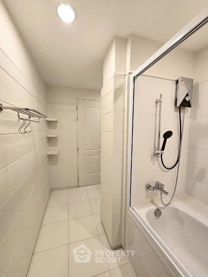 รูป คอนโด 2 ห้องนอน 71 ตร.ม. ชั้น 33 Q House Sathon ใกล้ BTS กรุงธนบุรี 100 ม. (ID 2444706) - รูปที่ 23/23
