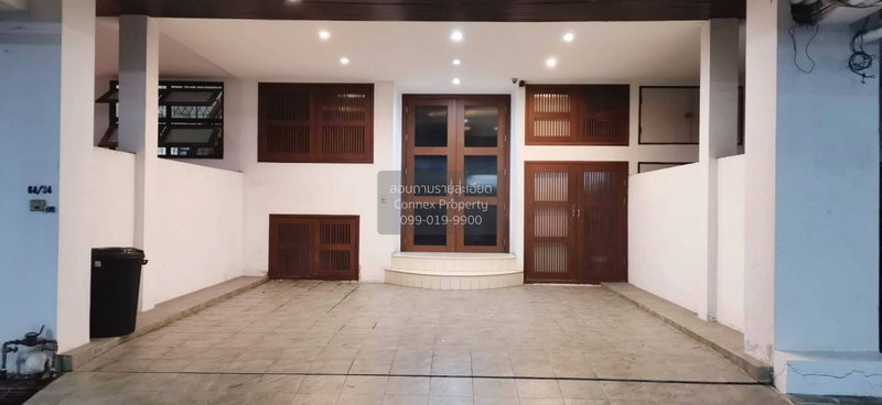 Townhouses for rent : For Rent Townhouse/Townhome  , Lotus Point Ekkamai , BTS-Ekkamai , Khlong Tan Nuea , Watthana , Bangkok , CX-150467 ✅ Live chat with us ADD LINE @connexproperty ✅