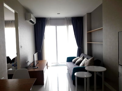 Condos for sale : FQ is selling a condo at The Mark Ratchada Airport Link for 2,700,000 baht. [MNr250621]