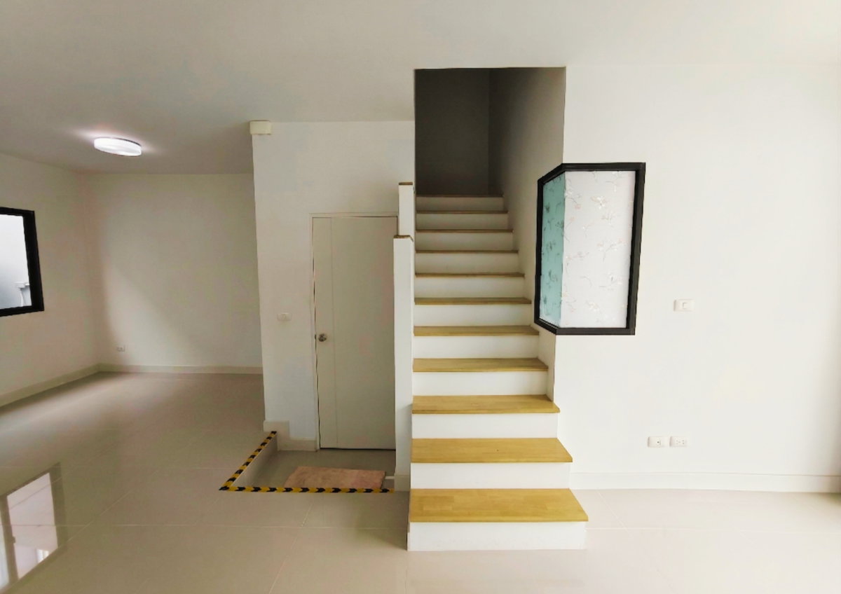 รูป 🏡 ทาวน์โฮม 2 ชั้น "แกรนด์พลีโน่ วัชรพล-สุขาภิบาล 5" เพียง 3.29 ล้าน เท่านั้น! - รูปที่ 18/32
