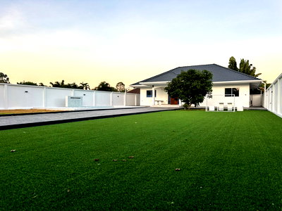 Houses for sale Frost Magical Ice of Siam : Private Pool Villa House for Sale in East Pattaya