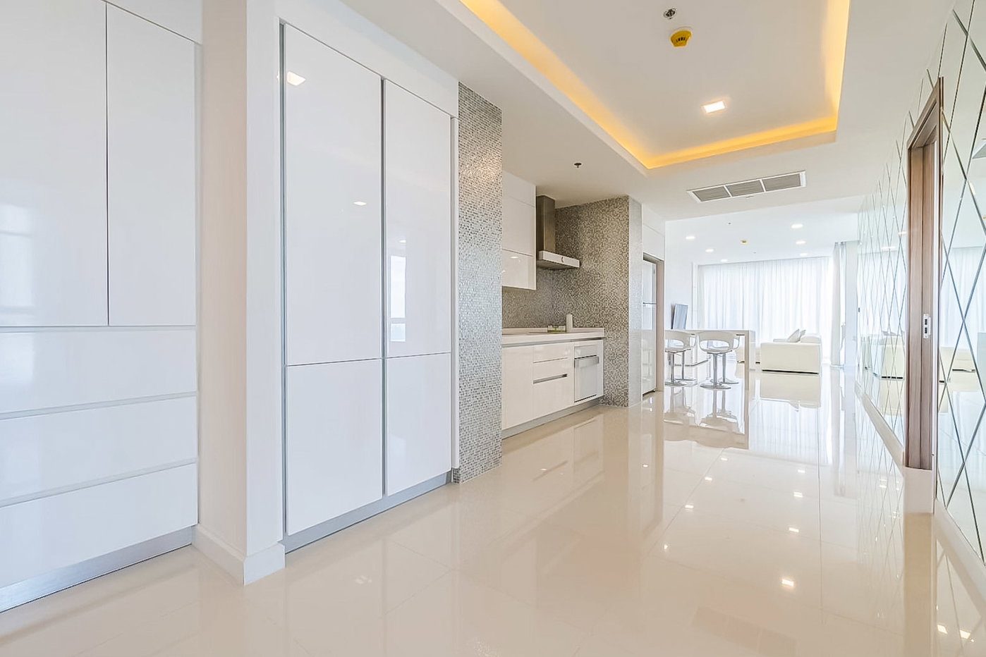 picture For Sale Del Mare Bangsaray Beachfront 3BR Sea View Condo - 6/15