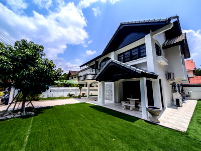 บ้านเดี่ยว พิพิธภัณฑ์ยางพารา  : Naklua House for Sale 3 Bedroom Pet Friendly North Pattaya