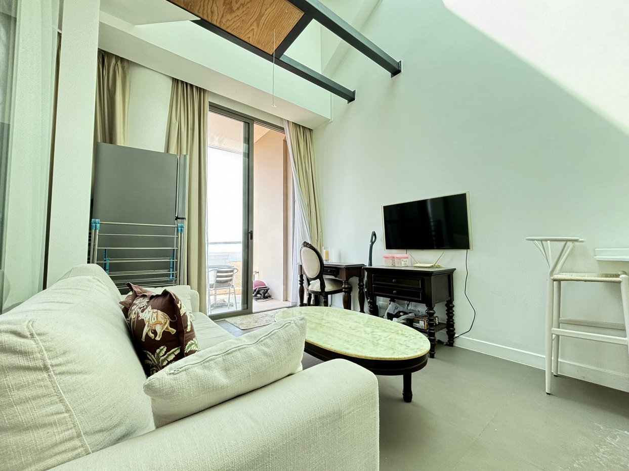 รูป Modus Beachfront Condo One Bedroom Unit for sale in Wongamat - รูปที่ 2/14