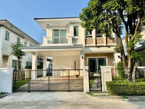 rent ให้เช่าบ้านเดี่ยว 2 ชั้น / 2-Storey Detached house หมู่บ้านมัณฑนา อ่อนนุช - วงแหวน 3 Manthana Onnut - Wongwaen 3 ค่าเช่า 50,000 บาท/เดือน