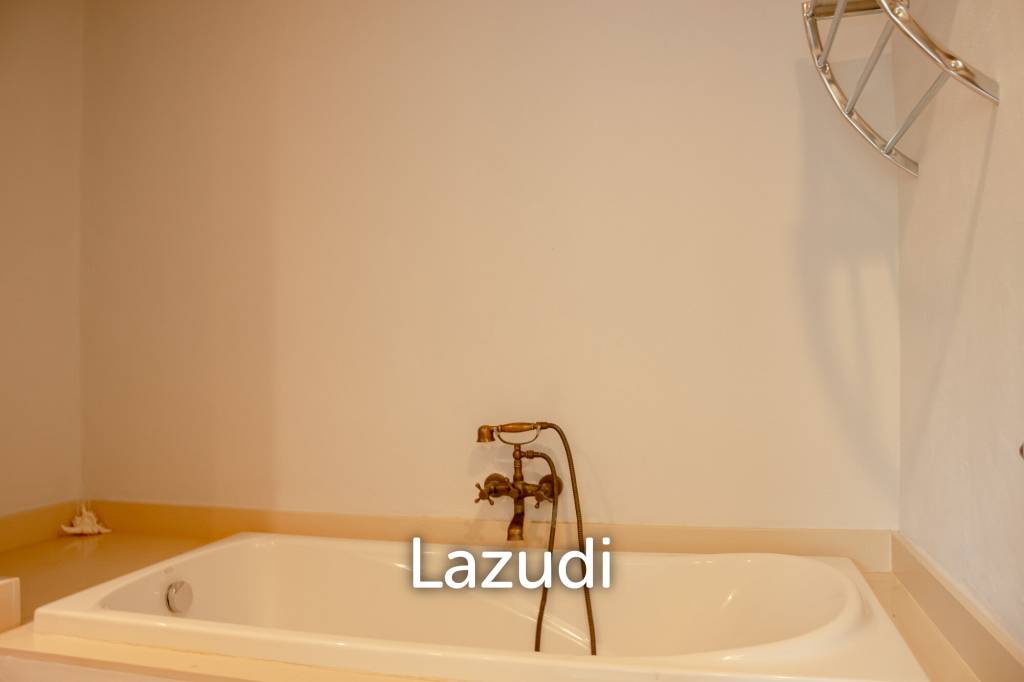 รูป CHELONA : Luxurious 2 Bed Beachfront Condo at Khao Tao - รูปที่ 16/33