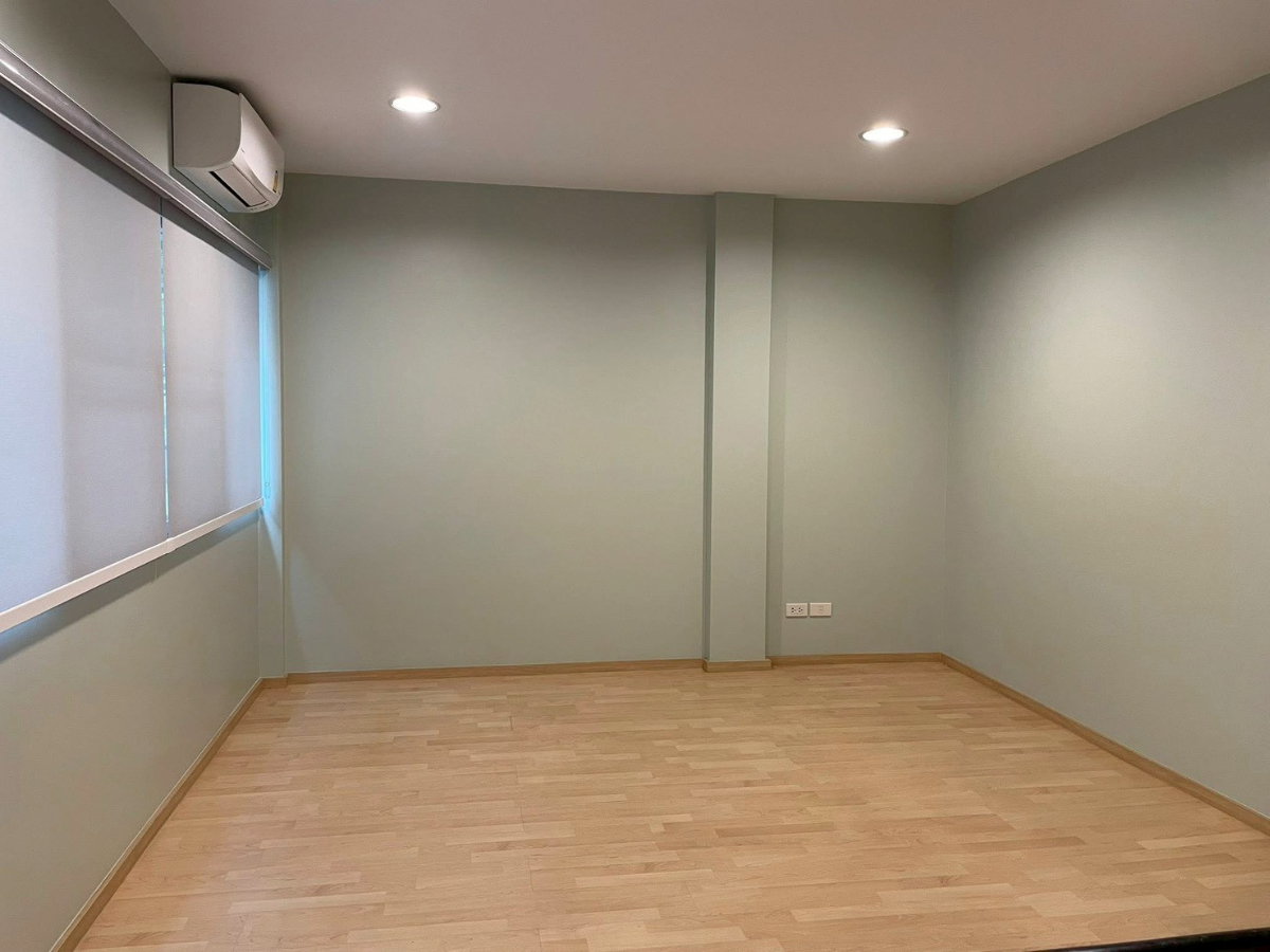 รูป 🏡✨ ปล่อยเช่าทาวน์โฮมหรู 3 ชั้นโนเบิลคิวบ์ พัฒนาการ 3 ห้องนอน 3 ห้องน้ำ ทำเลพัฒนาการ ใกล้ทองหล่อเพียง 3 กม.! - รูปที่ 15/17