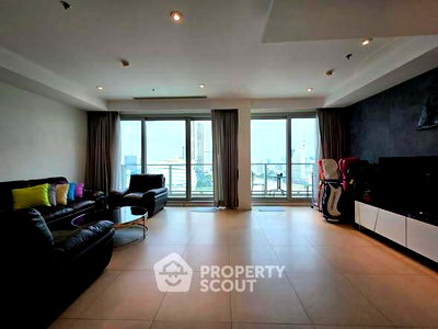 Condos for sale : 135 Sqm 2-BR Condo At The River Condominium, 400m to BTS Saphan Taksin (ID 2774066)