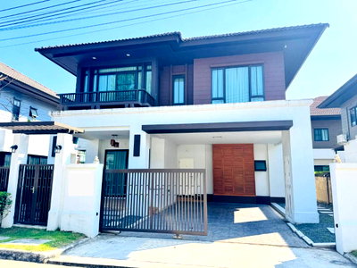 บ้านเดี่ยวให้เช่า : ให้เช่าบ้านเดี่ยว หมู่บ้านเศรษฐสิริ สันทราย-เชียงใหม่ พร้อมเฟอร์นิเจอร์ และเครื่องใช้ไฟฟ้าครบ (R1342) T.0946511456