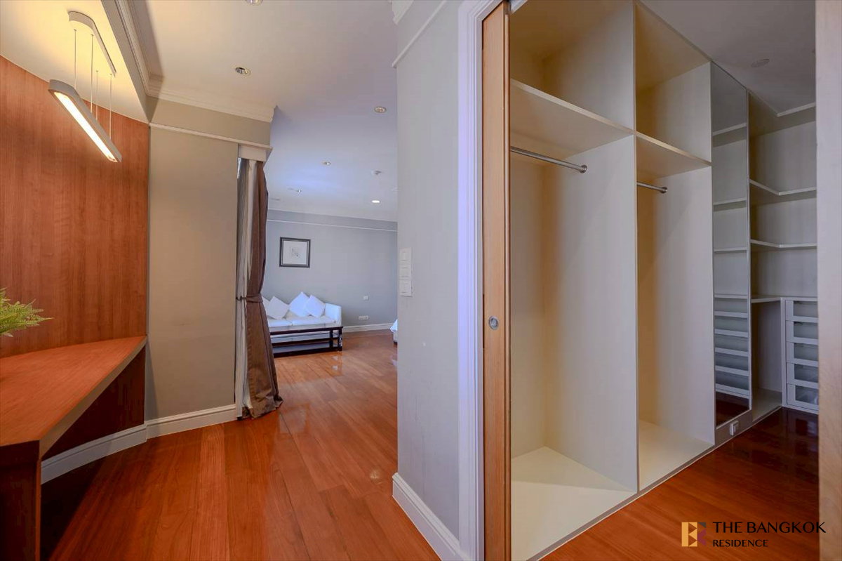 รูป ขายเพนท์เฮ้าส์หรู Las Colinas Condo ใกล้ BTS อโศก 5 ห้องนอน เพดานสูง โปร่งโล่ง - รูปที่ 10/18