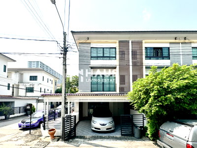 Townhouses for sale Department of Mental Health : The Connect UP3 Rattanathibet 17 / 3 Bedrooms #TNGM025