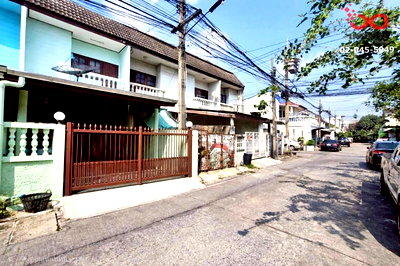 ทาวน์โฮม ถนนเทพรักษ์ : ขายทาวน์เฮ้าส์ ซอยพหลโยธิน 48-เทพรักษ์ 20  หมู่บ้านสินทรัพย์นคร 2ชั้น 18ตร.ว.ใกล้ BTS ทำเลดี ฟังก์ชันครบ