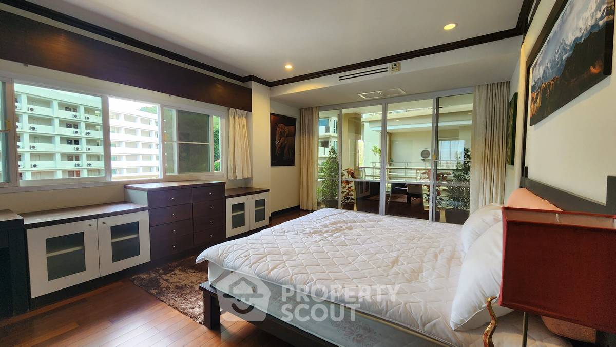รูป คอนโด 2 ห้องนอน ขาย ที่ Karon View Condominium ใกล้กะรน ภูเก็ต (ID 2109273) - รูปที่ 10/14