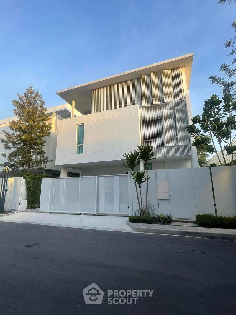 Houses for rent : 4-BR House For Rent At VIVE Ekkamai – Ramintra, Nawamin (ID 2774207)