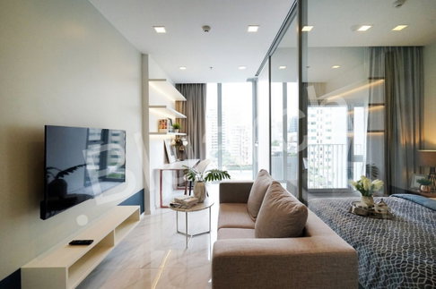 ว่างพร้อมอยู่! Hyde Sukhumvit11. 1นอน 35ตร.ม. Line id: @pfagent