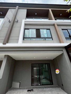 🏡 ทาวน์โฮม 3 ชั้น Premium Place Phaholyothin–Ramintra 4 ห้องนอน 3 ห้องน้ำ ทำเลศักยภาพ พหลโยธิน–รามอินทรา ใกล้ BTS พร้อมเข้าอยู่