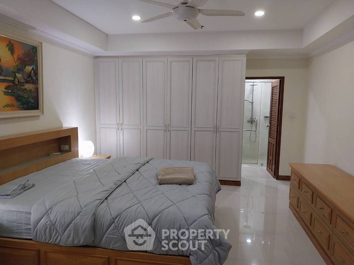 รูป คอนโด 1 ห้องนอน 74 ตร.ม. สำหรับขาย View Talay 2 จอมเทียน (ID 2773401) - รูปที่ 4/9