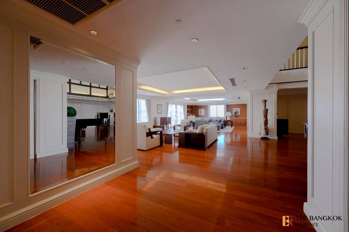 รูป ขายเพนท์เฮ้าส์หรู Las Colinas Condo ใกล้ BTS อโศก 5 ห้องนอน เพดานสูง โปร่งโล่ง - รูปที่ 14/18