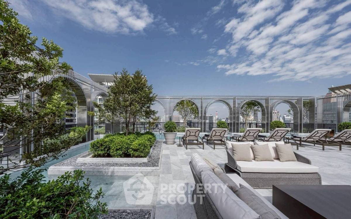 picture 28th-Floor 2-BR 95 Sqm At The Reserve Sathorn, BTS Sala Daeng (ID 2772977) - 2/10