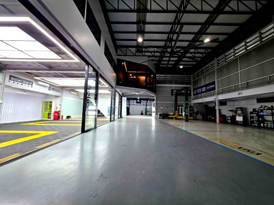Factory for rent Srinakharinwirot University Prasanmit Campus : WS6974 🔥 Ready-to-open automotive business space for rent on Rama 9! 🔥 Only 185,000 THB/month