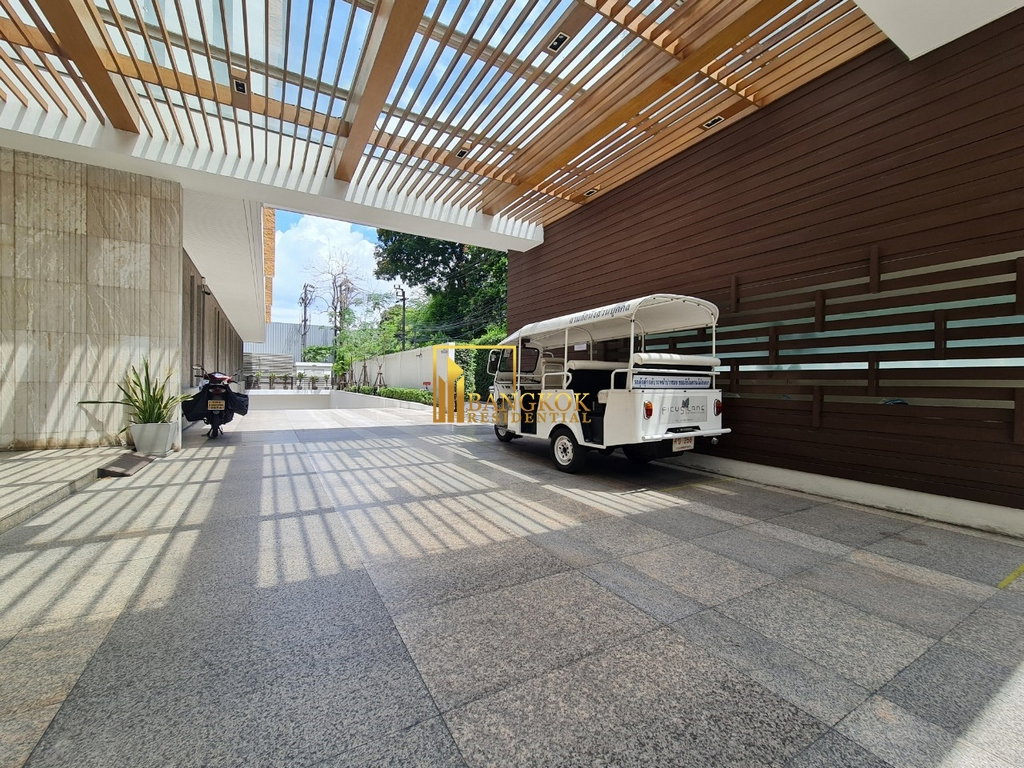 picture Ficus Lane | Impressive 3 Bedroom Condo in Phra Khanong - BR15945CD - 35/36