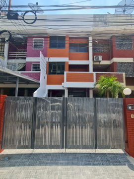 For Sale Townhouse 5 Floors, Ready to stay at Soi. Inthamara35
