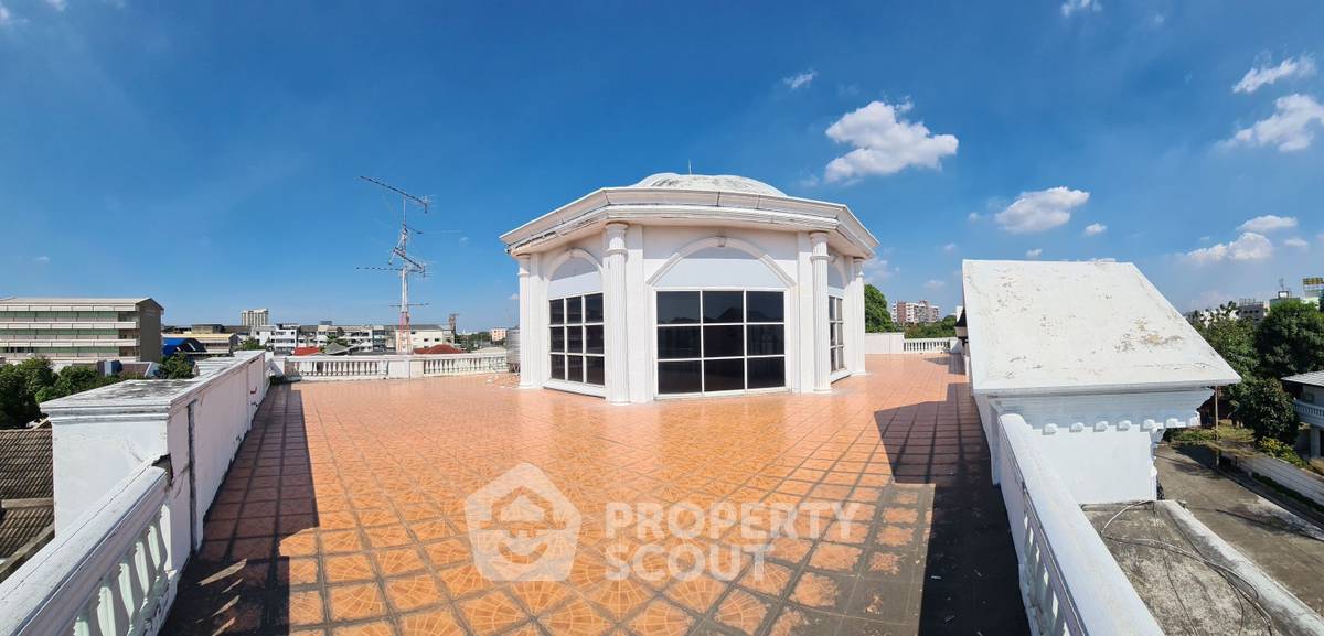 รูป บ้านเช่า 7 ห้องนอน ใน จันทรเกษม จตุจักร (ID 2773261) - รูปที่ 12/13