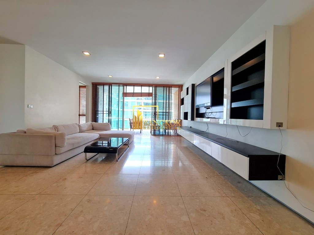 picture Ficus Lane | Impressive 3 Bedroom Condo in Phra Khanong - BR15945CD - 1/36