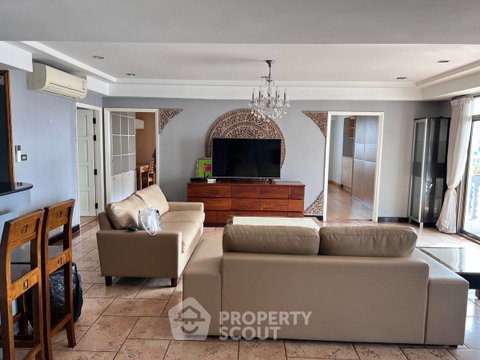 3-BR 160 Sqm Condo At Royal Castle Sukhumvit Near BTS Phrom Phong (ID 513632)