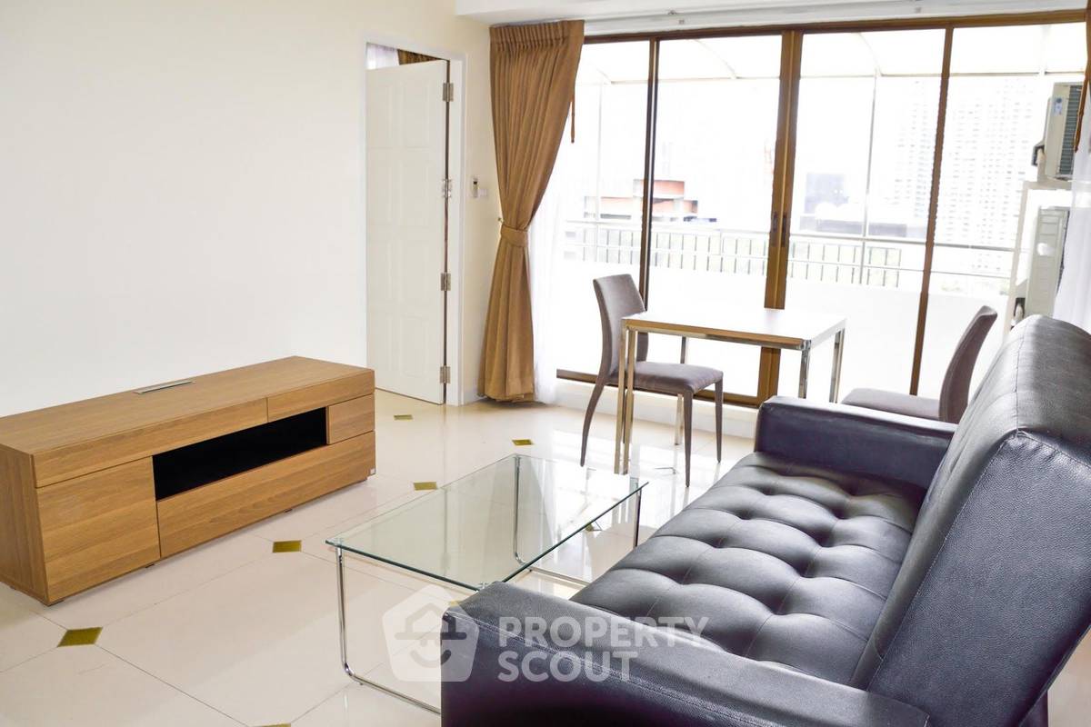 รูป คอนโด 2 ห้องนอน Diamond Tower ใกล้ BTS ช่องนนสี่ 90 ม. (ID 515483) - รูปที่ 1/7