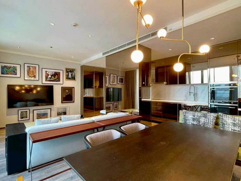 ให้เช่าคอนโดติดBTS เพลินจิต 📍  Noble Ploenchit   📍 Type 3 Bedrooms ราคาเช่า  160,000/ month 