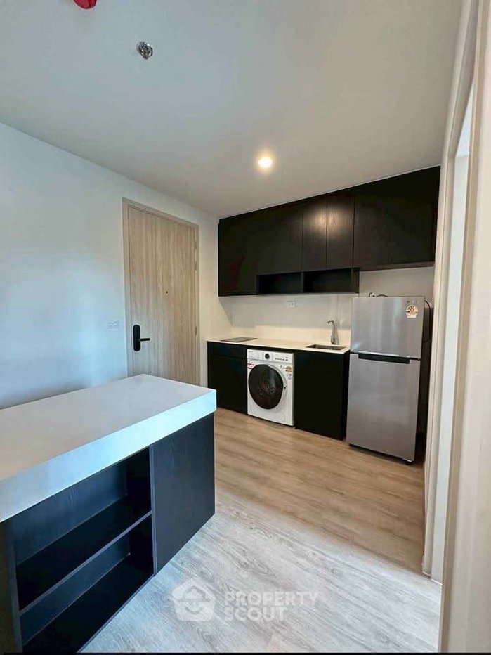 picture 2-BR 41 Sqm Condo For Rent At Nue District R9, 200m to MRT Phra Ram 9 (ID 2778865) - 2/18