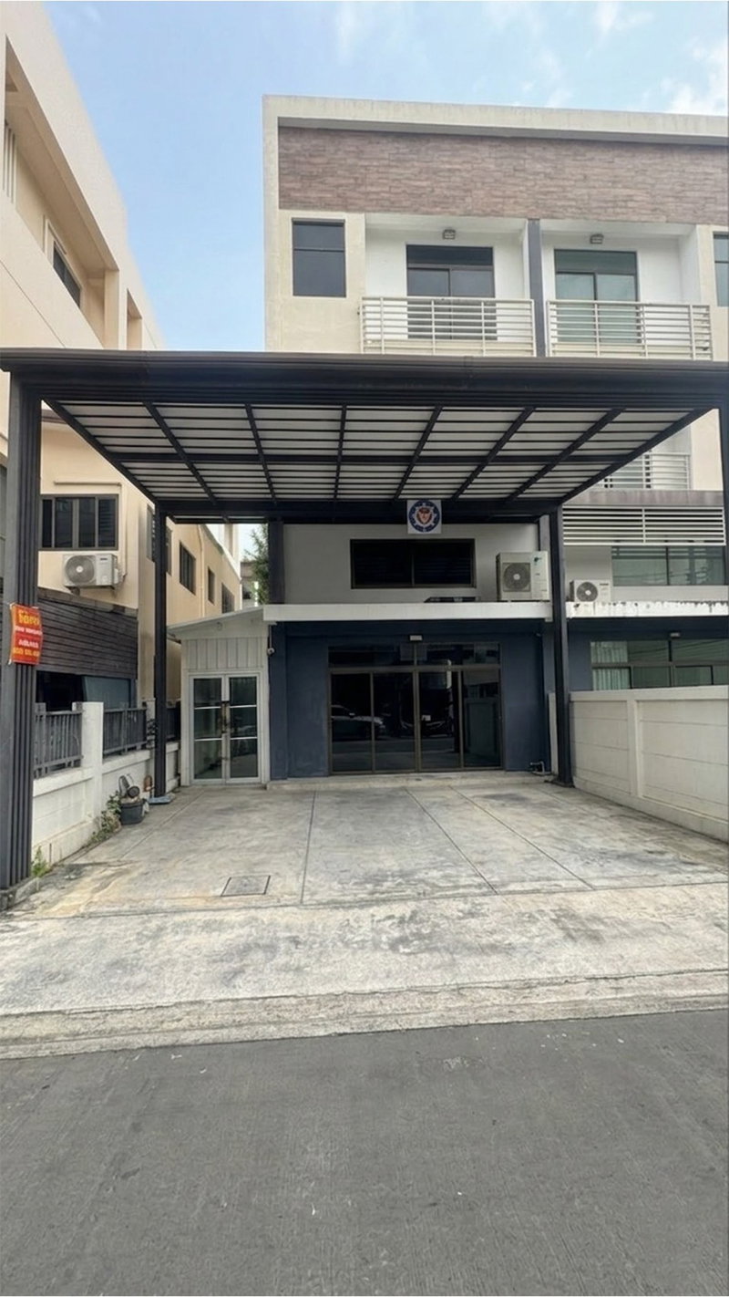 Townhouses for rent : 💥CP-10577💥 For Rent: 4-story Home Office, District Ekkamai - Ramintra. 👉Add Line @rangrak
