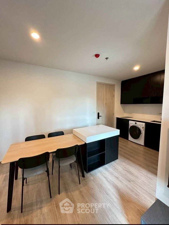 picture 2-BR 41 Sqm Condo For Rent At Nue District R9, 200m to MRT Phra Ram 9 (ID 2778865) - 4/18