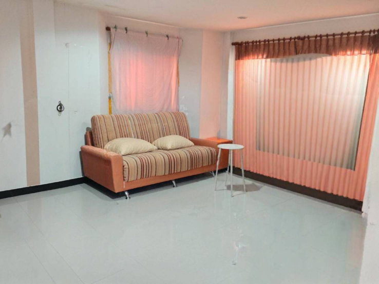 รูป ขายด่วน บ้านเดี่ยว 2 ชั้น โครงการ: ม.นลินเรสสิเด้นท์  หทัยราษฎร์ ราคาพิเศษ พร้อมอยู่  - รูปที่ 4/15