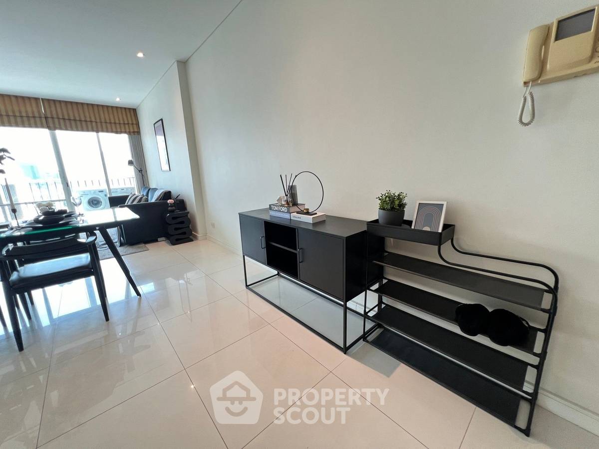 รูป คอนโด 2 ห้องนอน 96 ตร.ม. ชั้น 16 พร้อมรับสัตว์เลี้ยง โครงการ Fullerton Sukhumvit ใกล้ BTS เอกมัย 400 ม. (ID 1904319) - รูปที่ 10/16