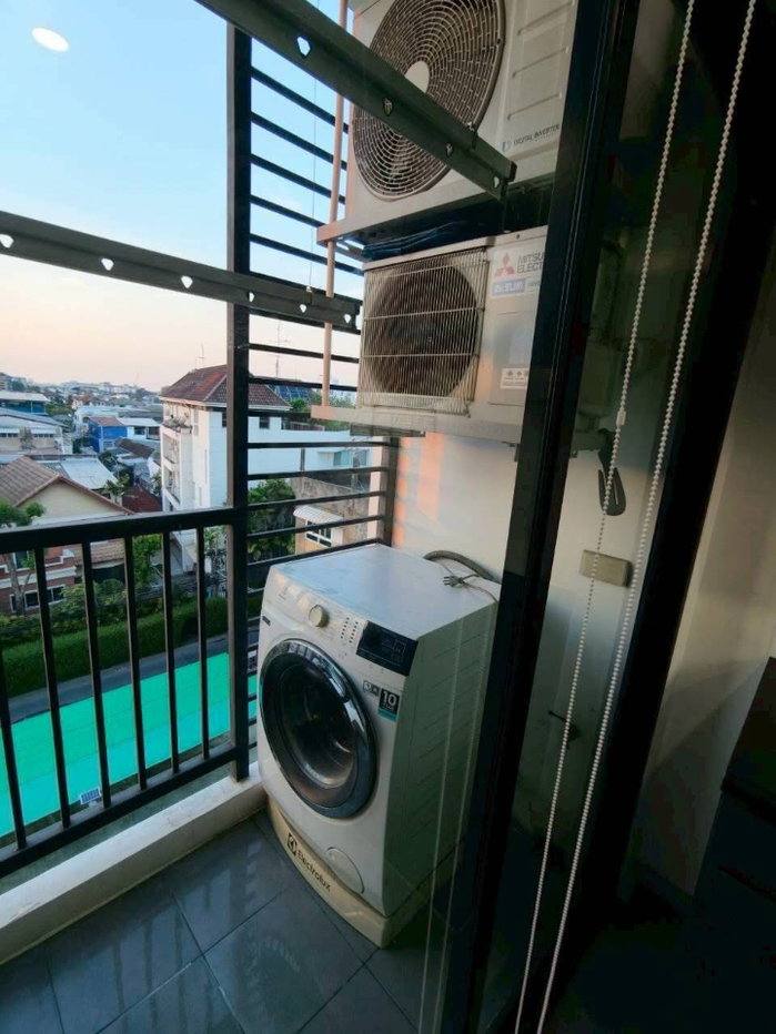 picture D Mark Condo @ Sutthisan - 8/9