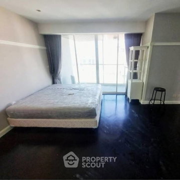 High-Floor 2-BR 145 Sqm At Urbana Langsuan, 400m to BTS Ratchadamri (ID 2776754)