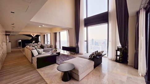 For rent 🏢Penthouse Luxury Condo  📍 The Met Sathorn    📍 Type 4 Bedrooms Rent Prices   350,000/ month. 