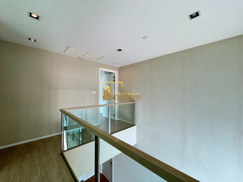 รูป The Room 21 | Modern 2 Bed Duplex Condo With Large Outdoor Terrace - BR6635CD - รูปที่ 18/35