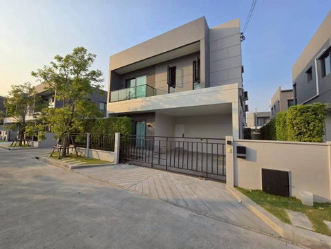 🏠 ให้เช่าบ้าน : Centro Bangna (เซนโทร บางนา)   รหัสทรัพย์ | 📌LNP-H945
