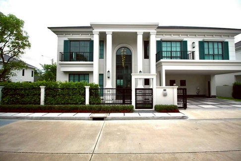 For rent   📍Setthasiri Bangna KM.10  📍   5  Bedrooms  Rent Prices   320 ,000/ month. 