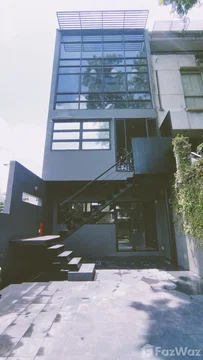 ทาวน์เฮ้าส์ให้เช่า 5 ห้องนอน ใน จันทรเกษม, กรุงเทพมหานคร 1654112
