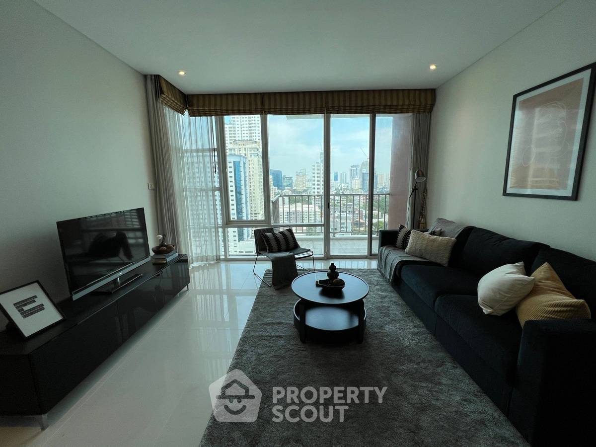 รูป คอนโด 2 ห้องนอน 96 ตร.ม. ชั้น 16 พร้อมรับสัตว์เลี้ยง โครงการ Fullerton Sukhumvit ใกล้ BTS เอกมัย 400 ม. (ID 1904319) - รูปที่ 14/16